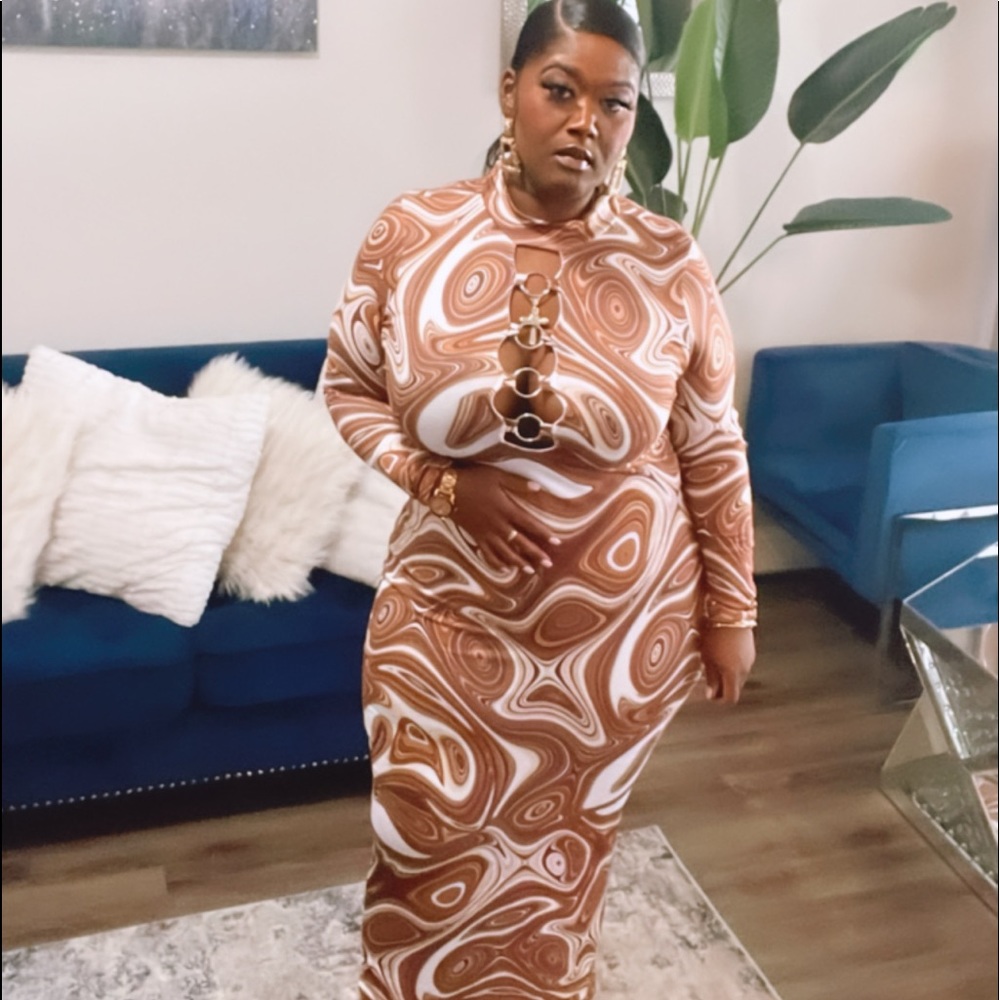 Fashion Nova maxi dress